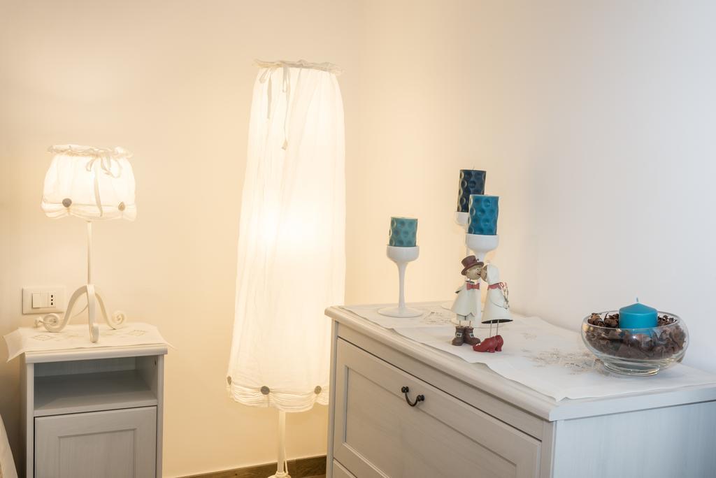 Casa Rebecca Apartment Монополи Стая снимка